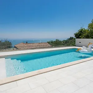  Villa Marta